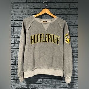 Harry Potter Hufflepuff Raglan Sweatshirt Womens Med Gray Univeral Studios
